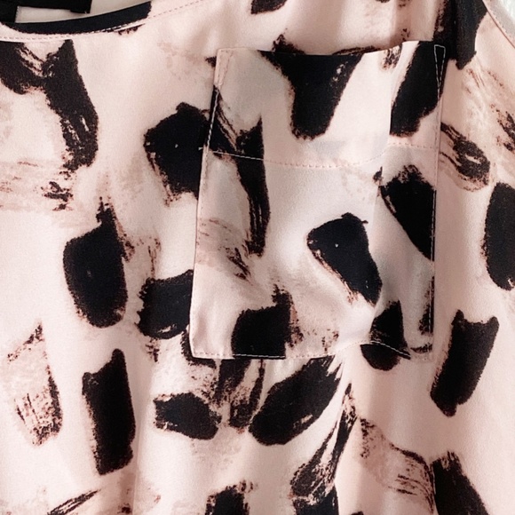 leopard mini dress with ruffle skirt - Picture 4 of 7